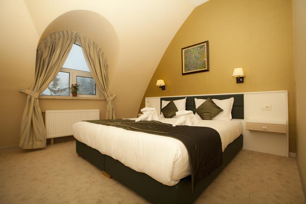Family Hotel Saint George Bistritsa  Habitación foto